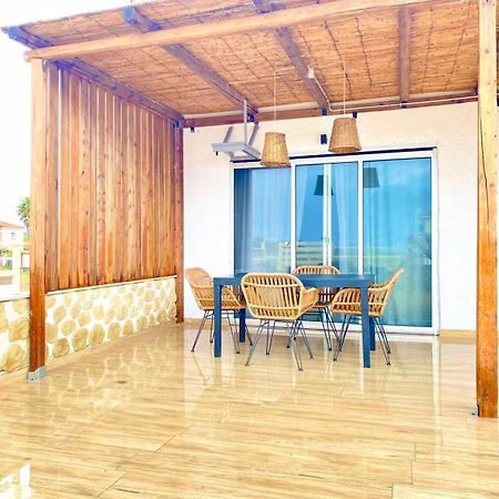 Boho Natural Beachfront Detached House Analipsis  Buitenkant foto